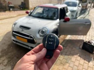 שחזור מפתח לרכב מיני